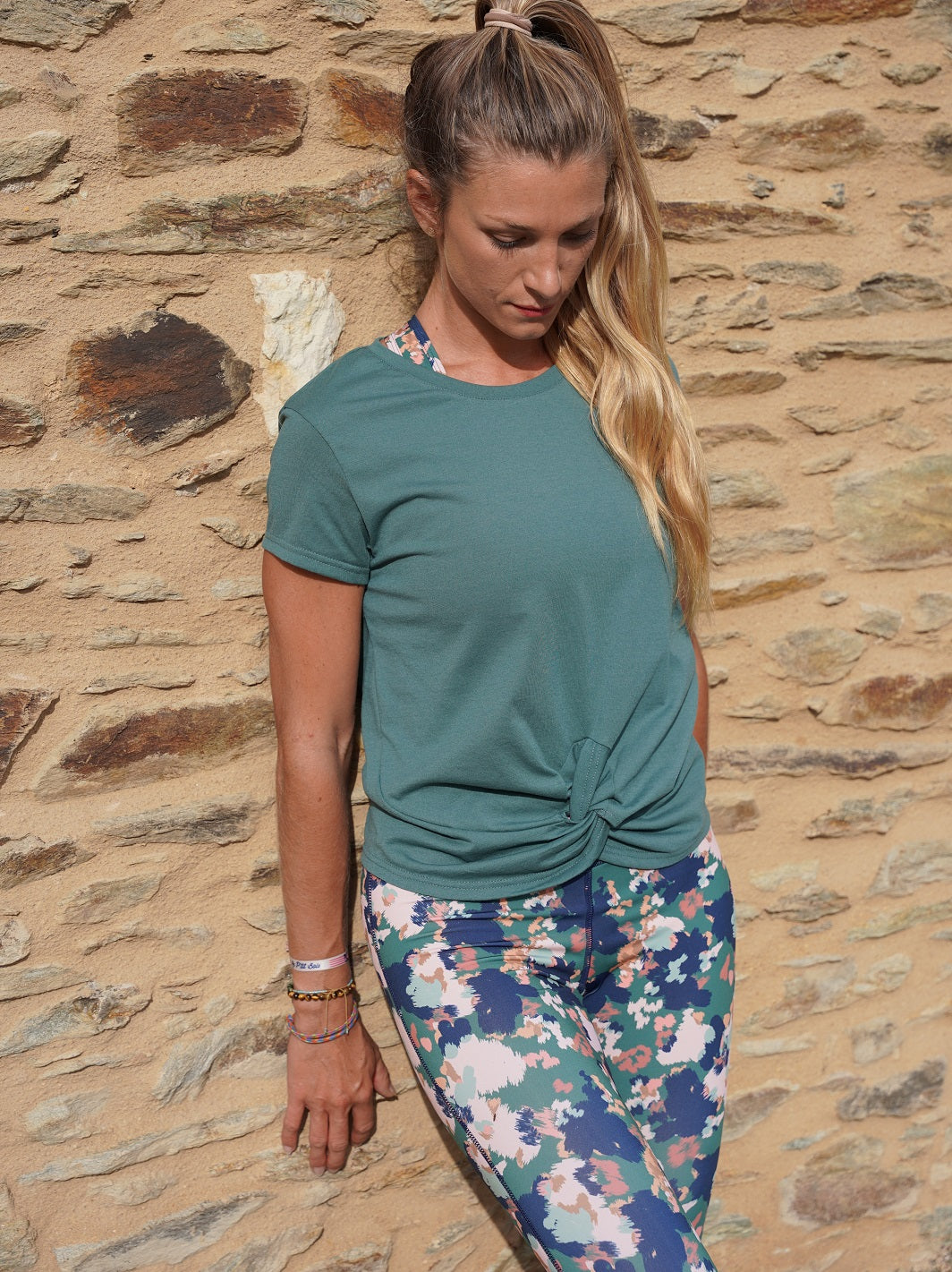 legging de yoga motif palette de l'artiste écoresponsable fabriquée en France à partir de matériaux recyclés