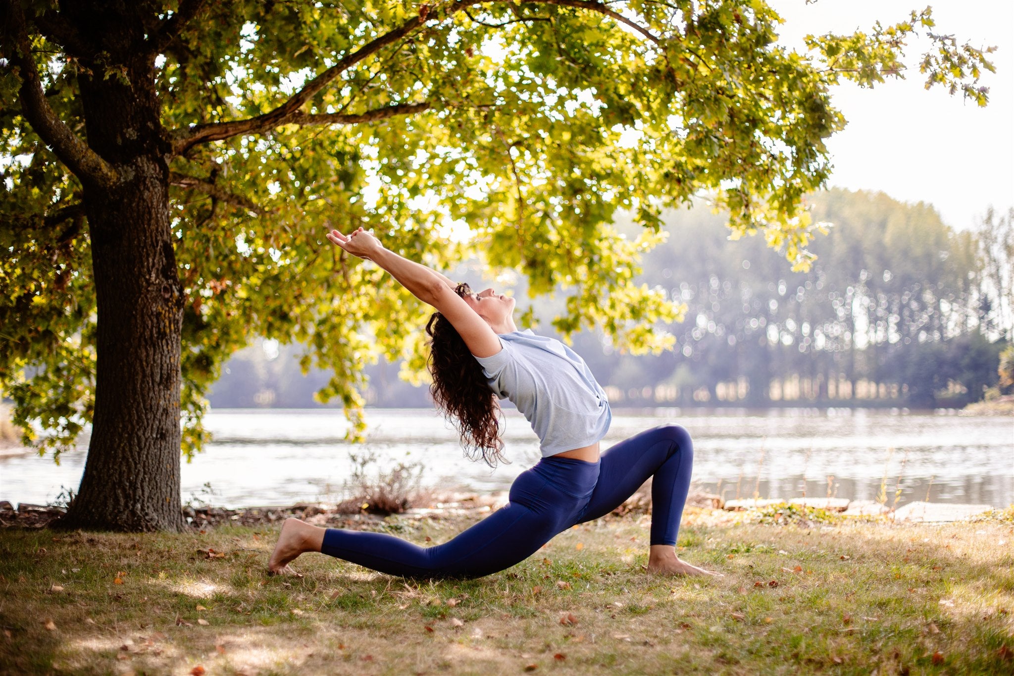 ensemble de yoga legging bleu pétrole t-shirt bleu clair