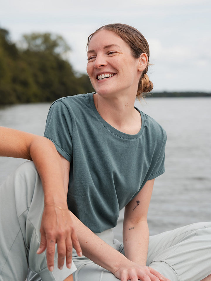 t-shirt yoga pelican vert foret