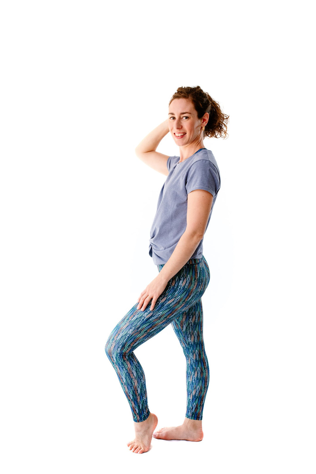t-shirt de yoga bleu lavande écoresponsable fabriquée en France à partir de matériaux recyclés