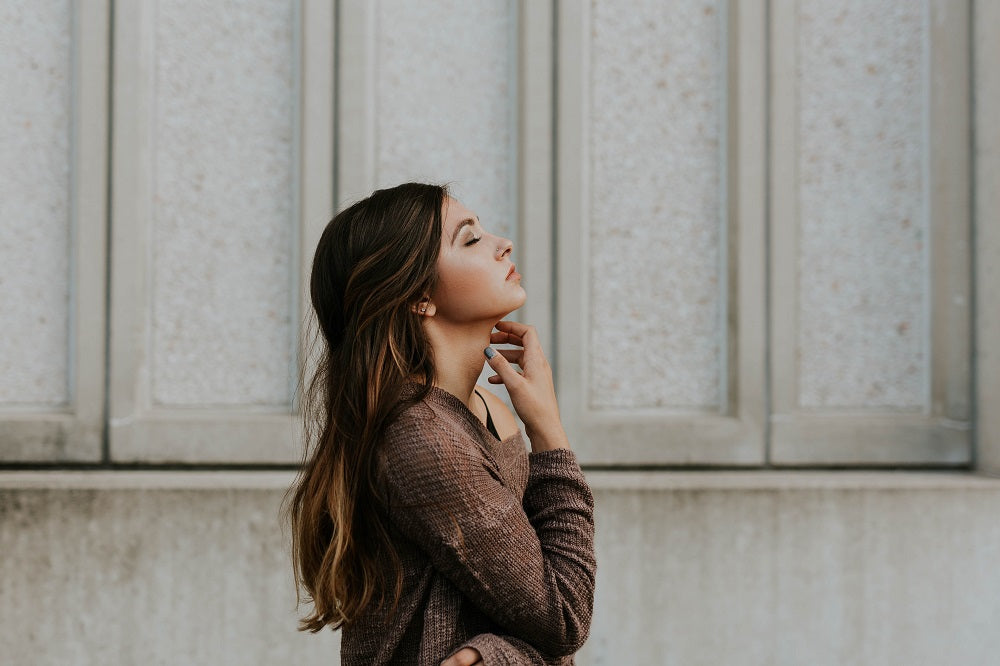profil de femme jolie peau