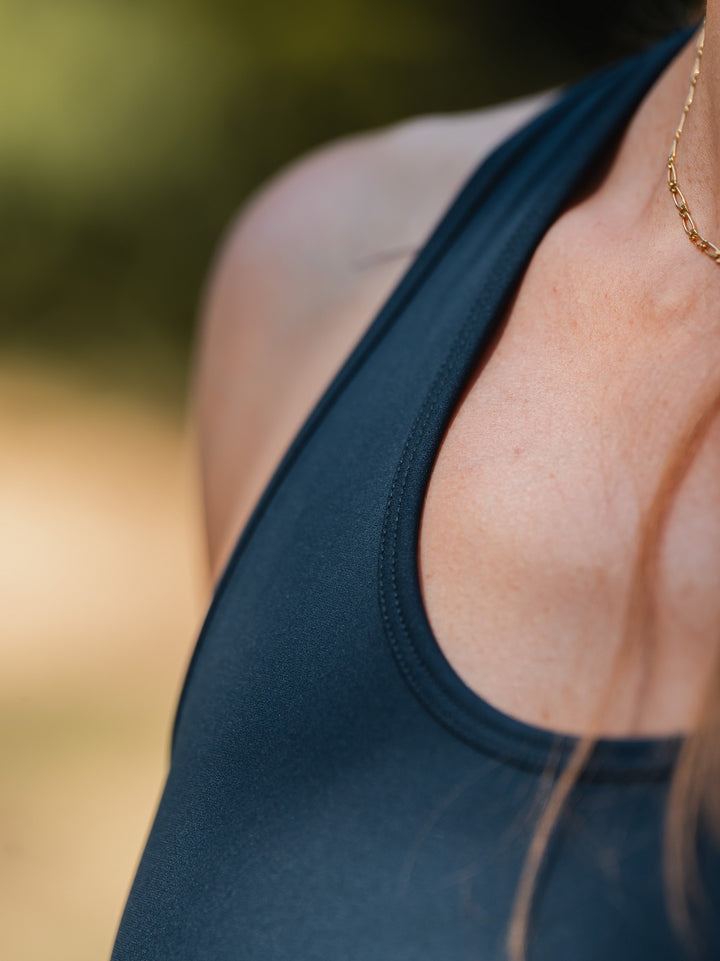 brassière yoga ecoresponsable mesange minuit bleu