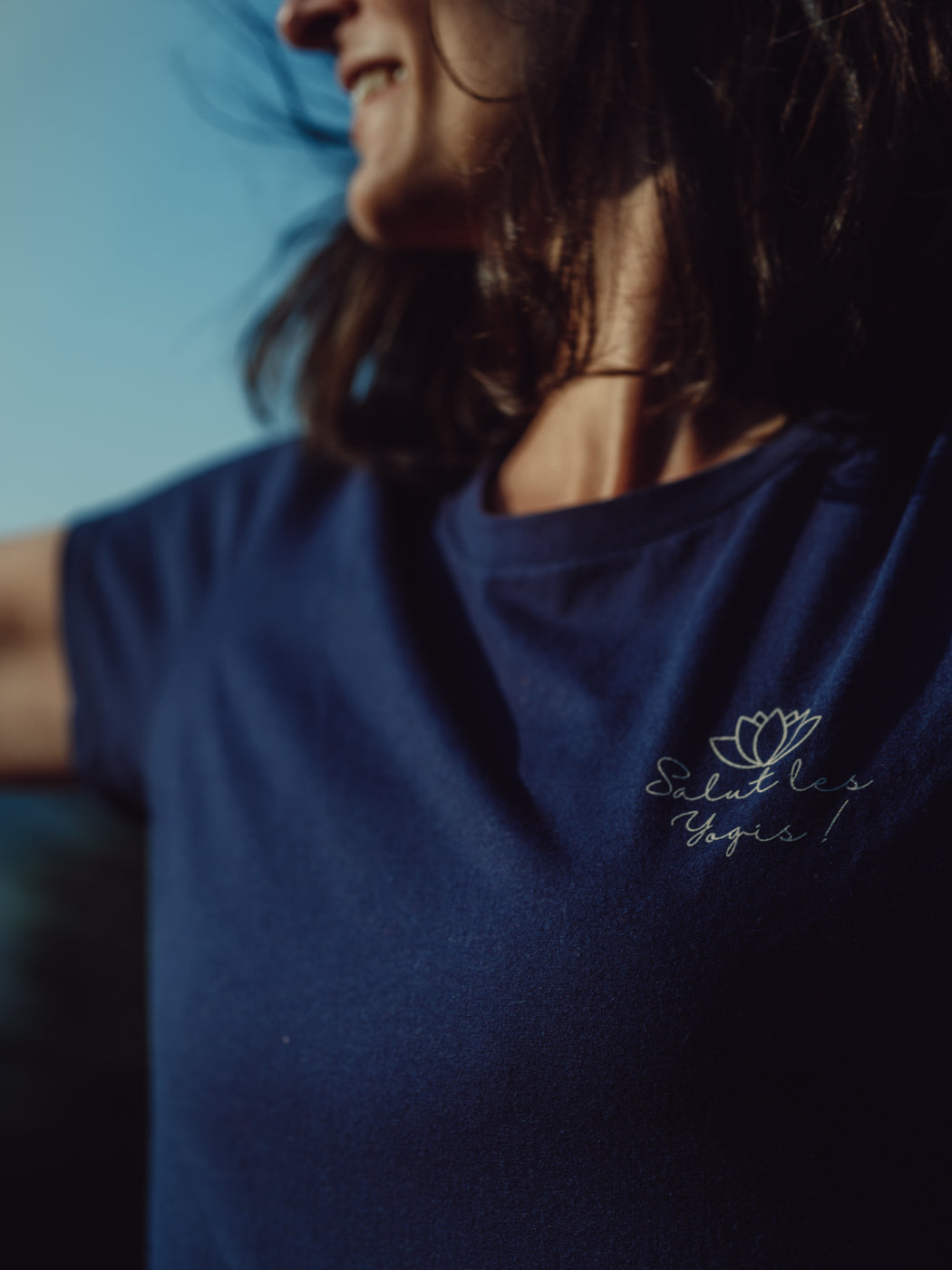 T-shirt PÉLICAN bleu marine Salut les Yogis